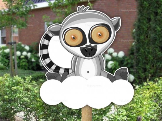 Geboortebord buiten aapje op wolk