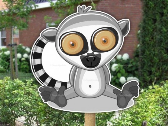 Geboortebord buiten aapje