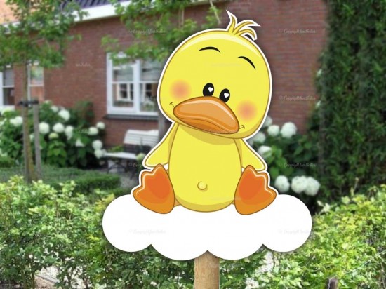 Geboortebord buiten eendje op wolk