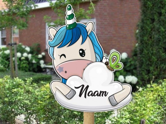 Geboortebord buiten eenhoorn jongetje met naam