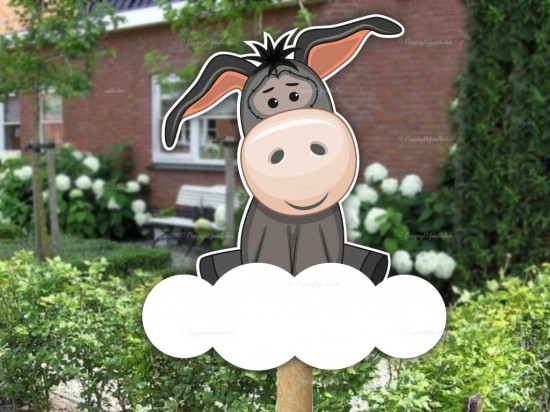 Geboortebord buiten ezeltje op wolk