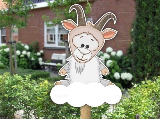 Geboortebord buiten geitje op wolk