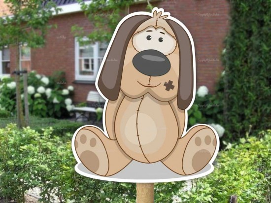 Geboortebord buiten hondje