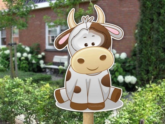 Geboortebord buiten koetje