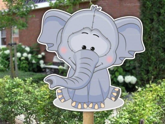 Geboortebord buiten olifantje