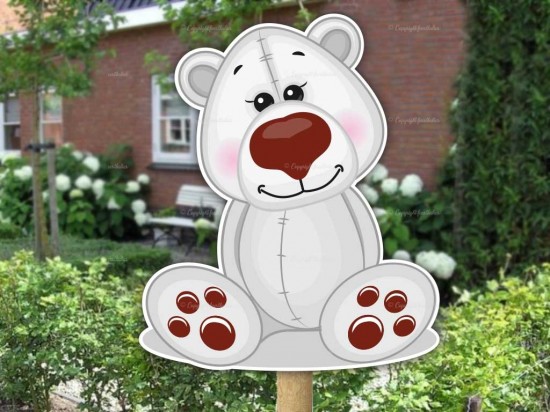 Geboortebord buiten witte beer