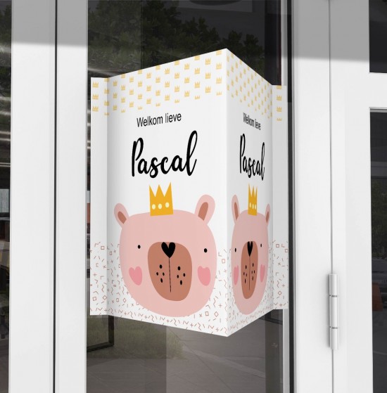 Raambord beer met kroon